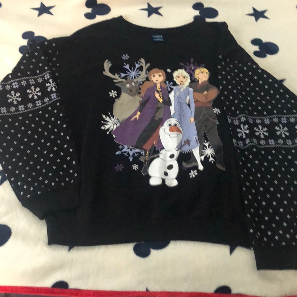 Disney frozen women’s Juniors Light up sweatshirt.
